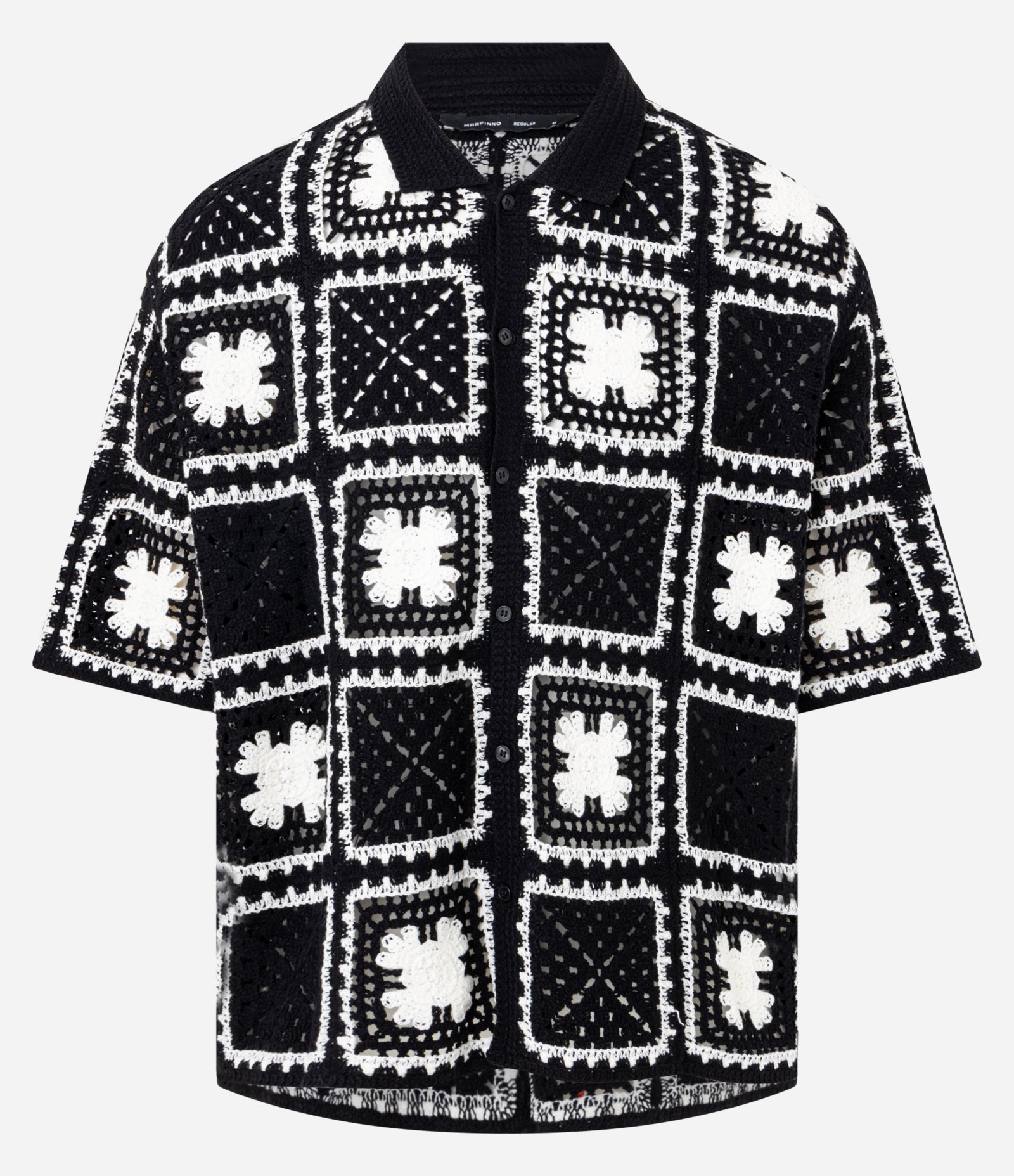 Camisa Regula em Algodão com Textura Efeito Renda Open Work Floral Preto 1