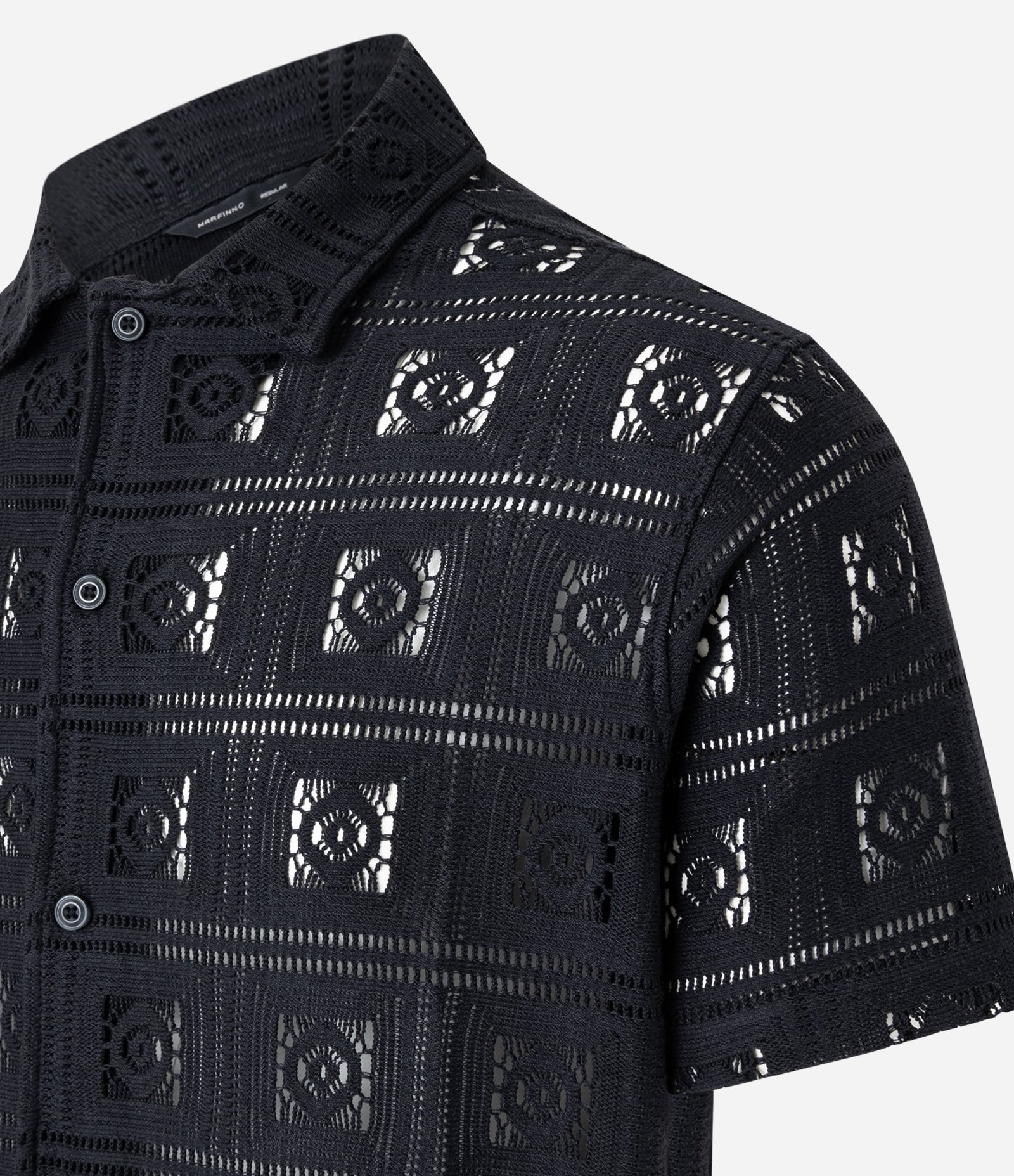 Camisa em Tricô com Quadros de Efeito Crochê Preto 2