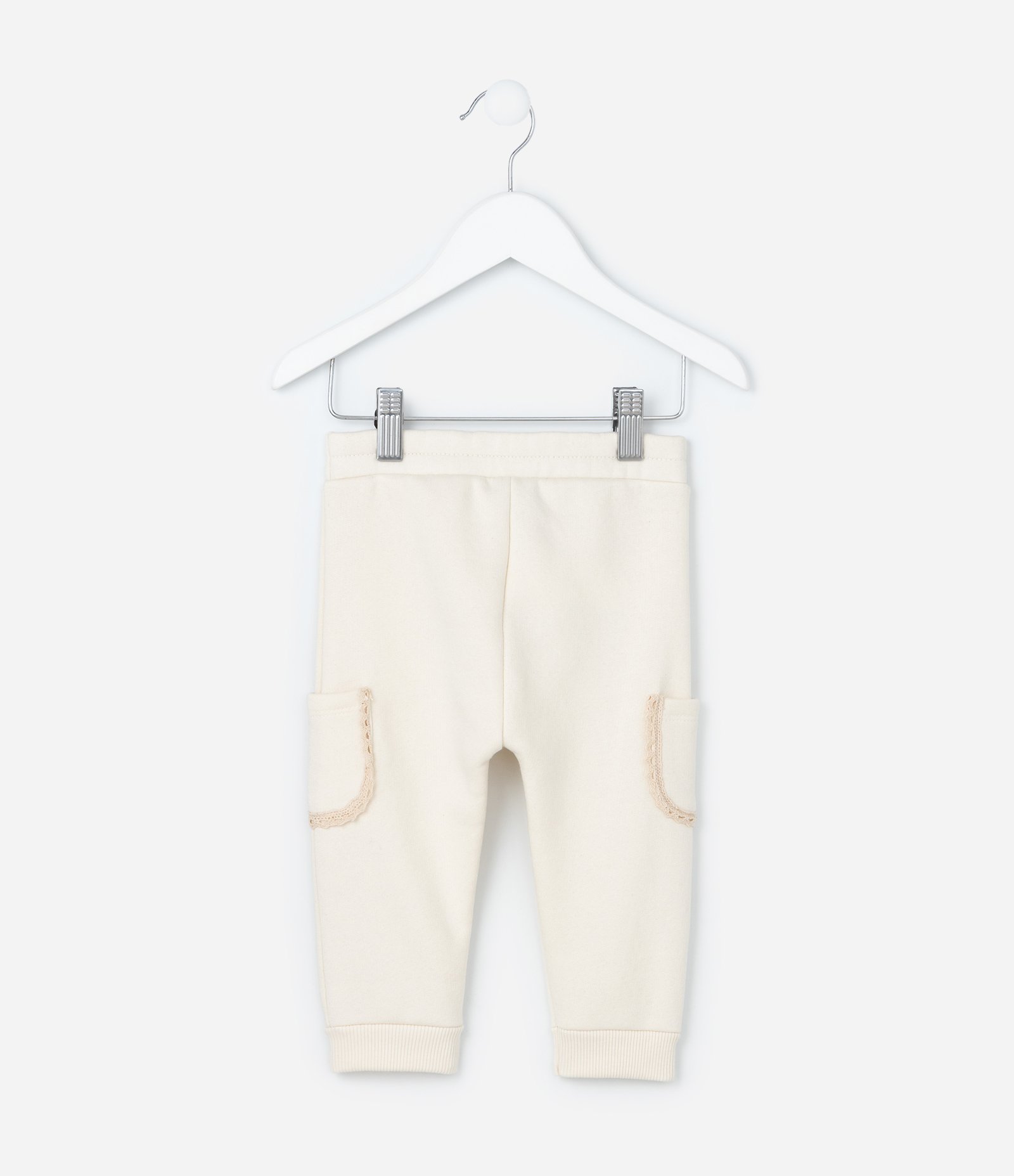 Calça Infantil em Moletom Quentinho com Bolso Lateral Rendado - Tam 0 a 18 meses Bege 2