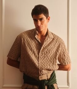 Camisa Boxy com Textura Geométrica