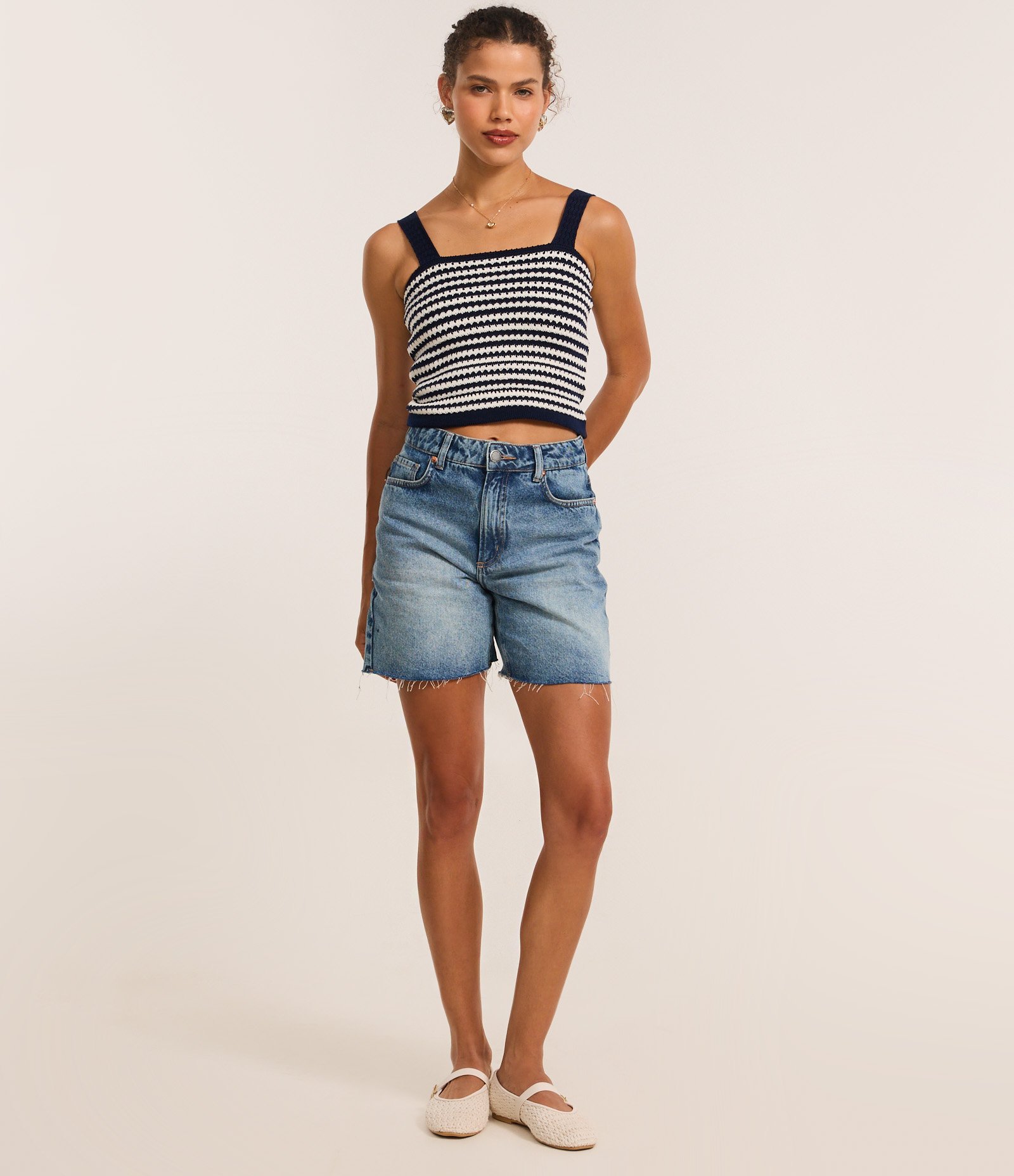 Blusa Cropped Sem Manga em Tricô com Listras Azul Marinho/Branco 1