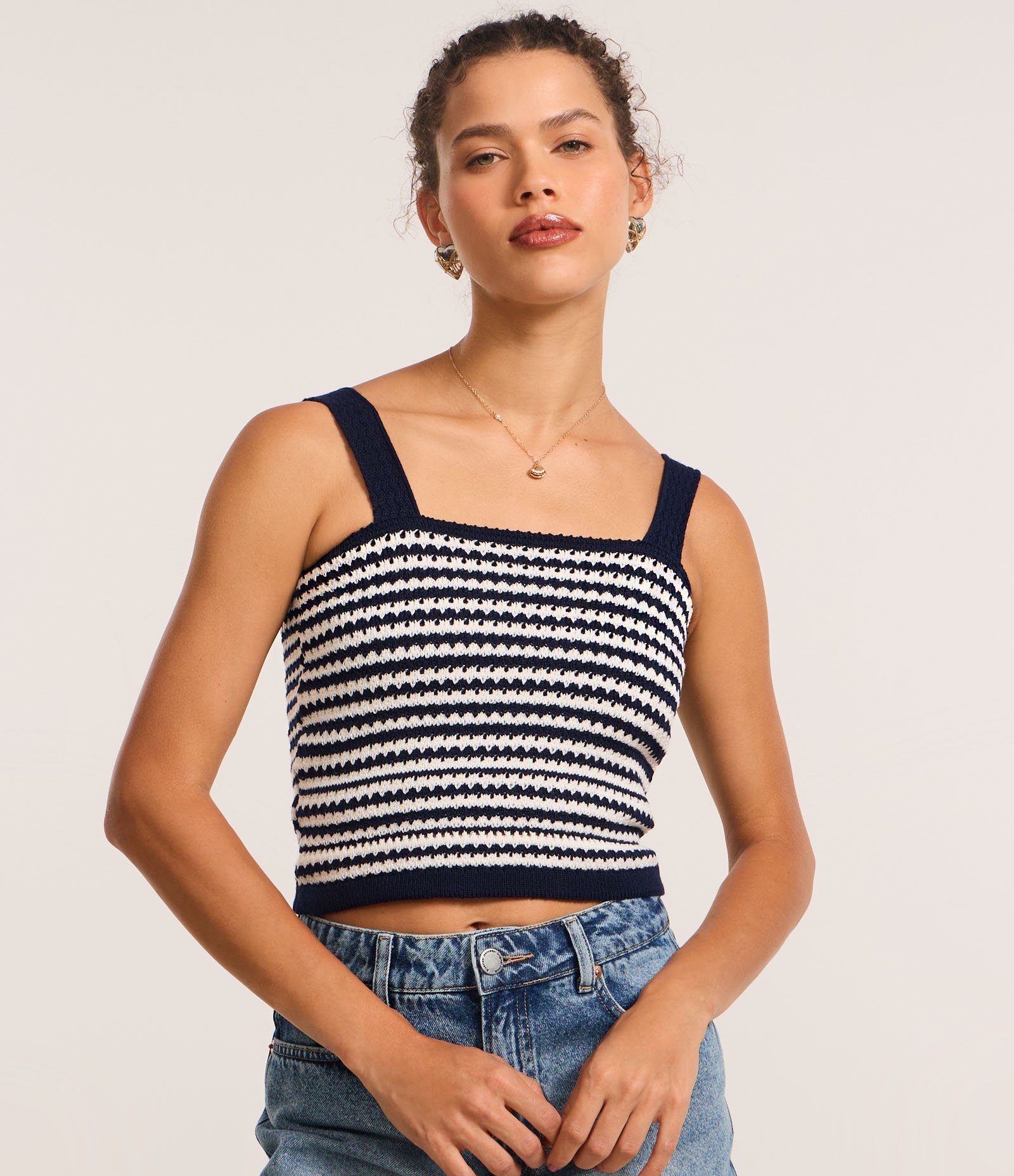 Blusa Cropped Sem Manga em Tricô com Listras Azul Marinho/Branco 2