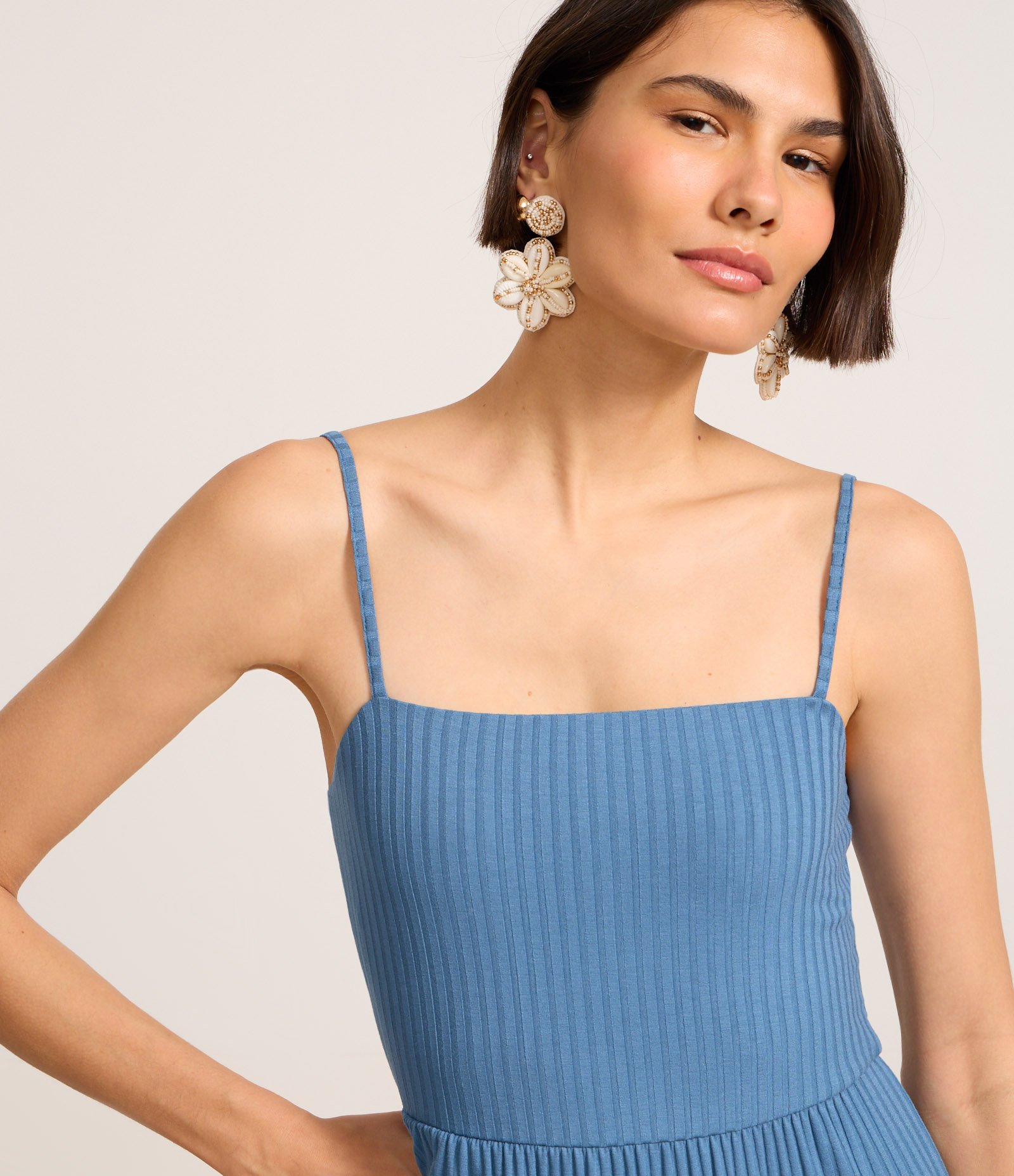 Vestido Evasê em Ribana e Babado na Saia Azul 3