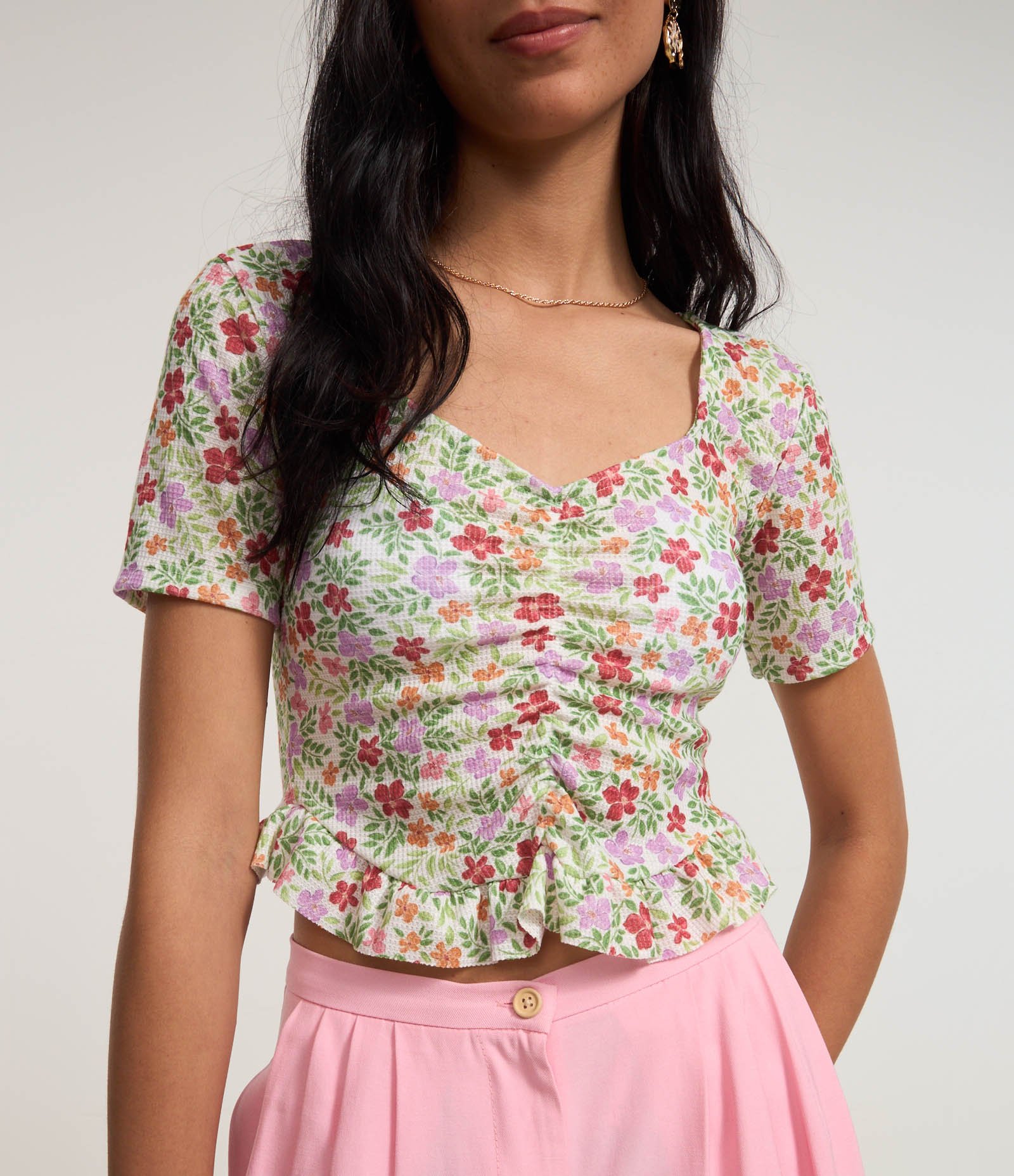 Blusa Cropped Texturizada com Franzido e Estampa Floral Liberty Branco 3