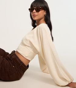 Blusa Cropped Texturizada com Manga Bufante