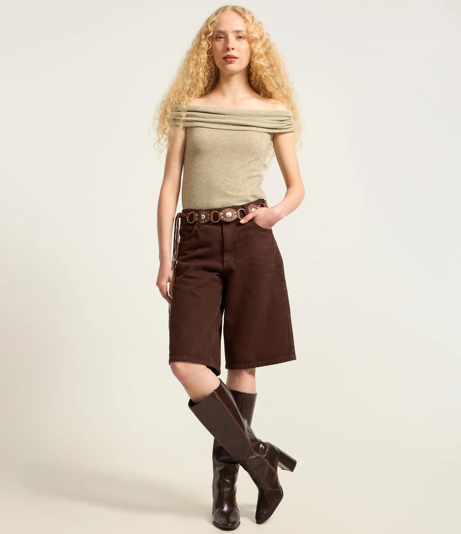 Blusa em Tricô com Pala Virada e Aviamento Lateral Amarelo Mescla 2