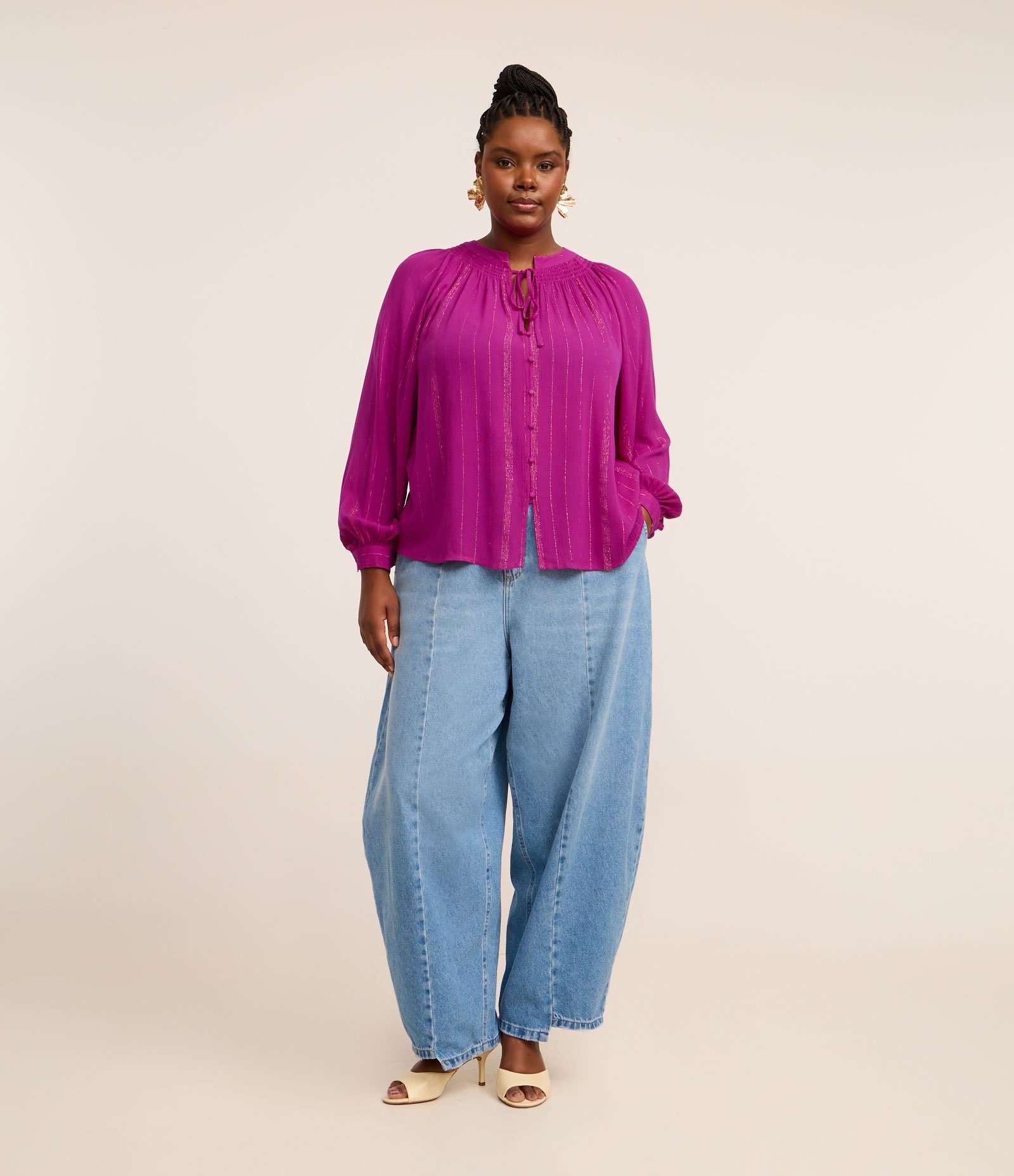 Blusa Bata em Viscose com Fios Metalizados Curve & Plus Size Magenta 2