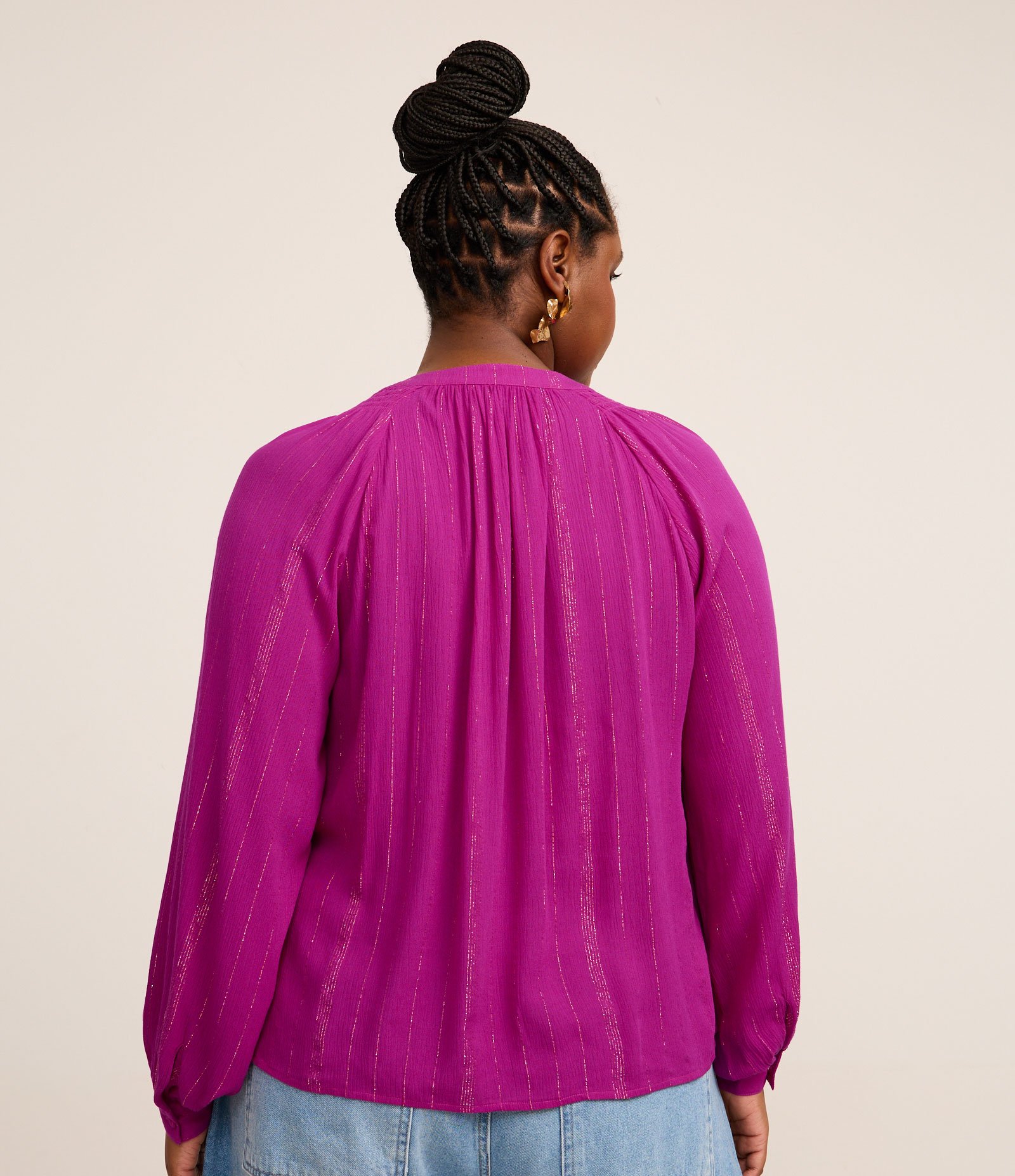 Blusa Bata em Viscose com Fios Metalizados Curve & Plus Size Magenta 4