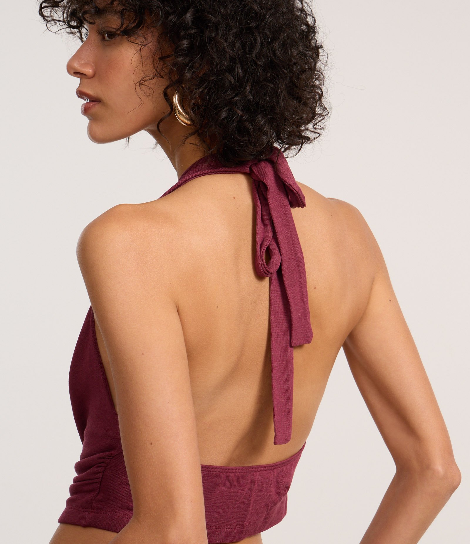 Blusa Cropped Frente Única em Tricô Leve com Decote Degagê Bordô 4