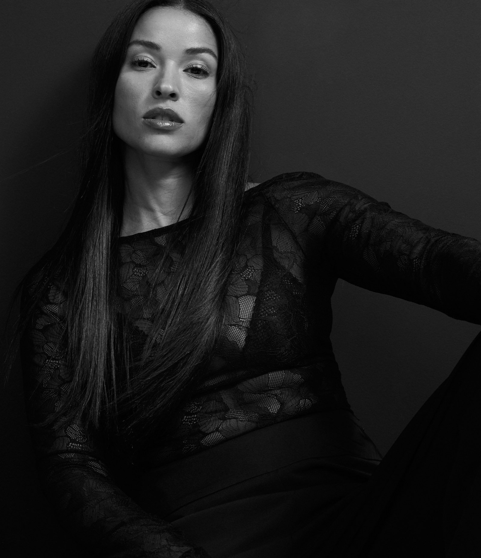 Body em Renda Floral com Manga Longa Preto 4