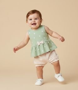 Conjunto Infantil em Malha com Lacinho e Estampa de Florzinhas - Tam 0 a 18 meses