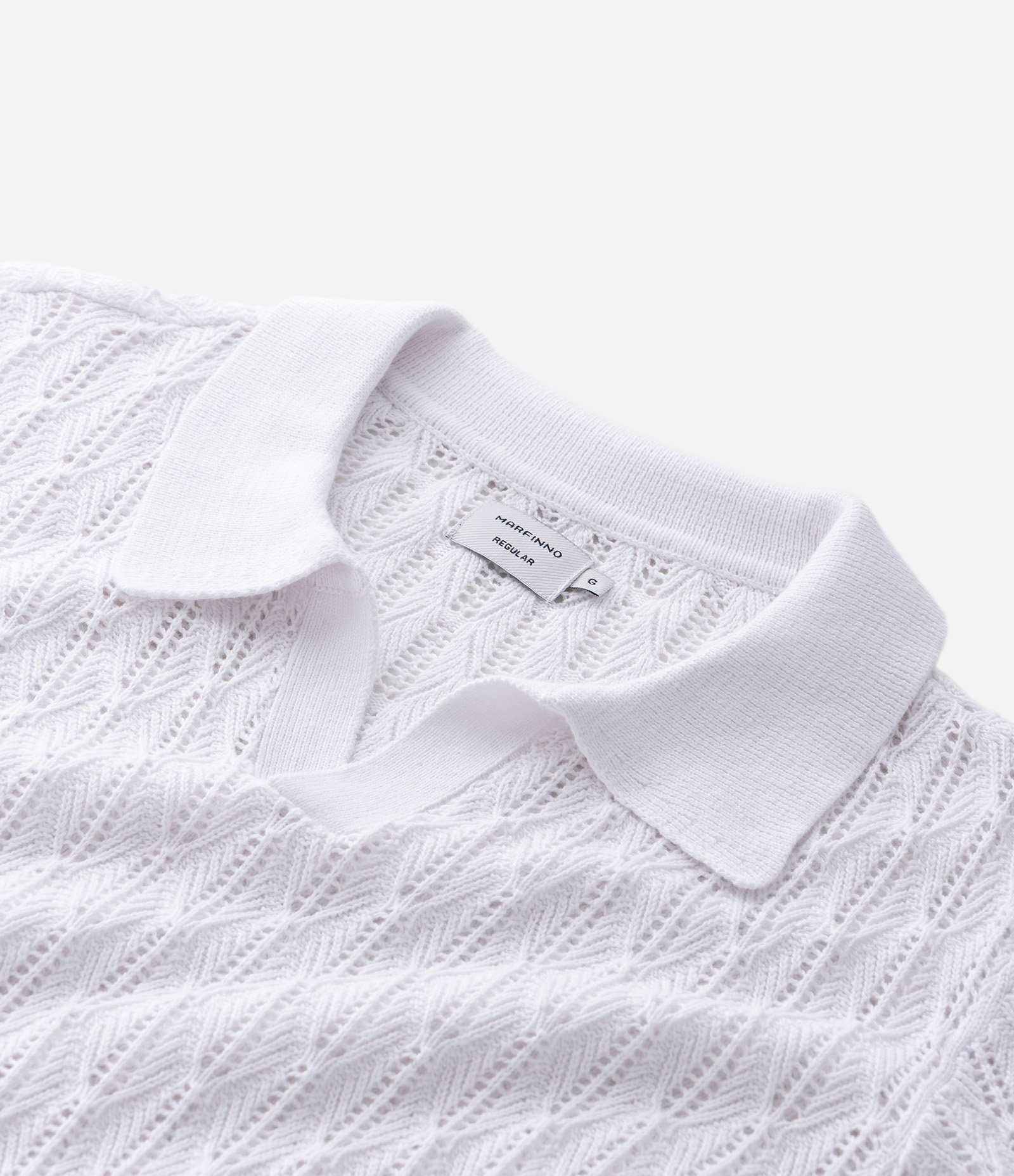 Polo Manga Curta em Tricô Texturizado com Losango Branco 6