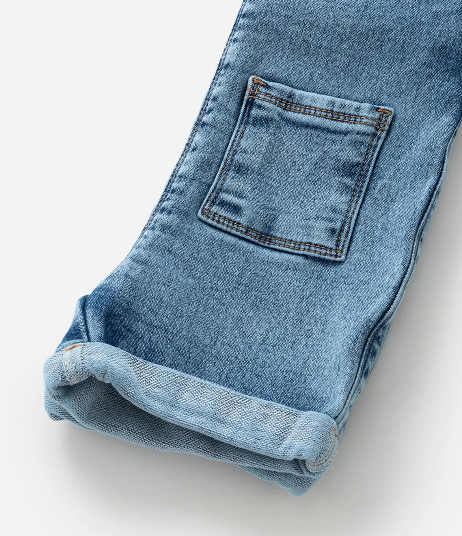 Jardineira Infantil em Malha Jeans Confortável com Bolsinhos - Tam 0 a 18 meses Azul 7