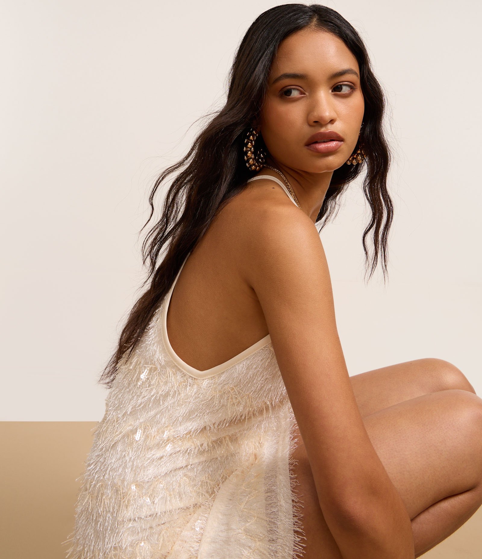 Vestido Curto com Franjas e Paetês Off White 5