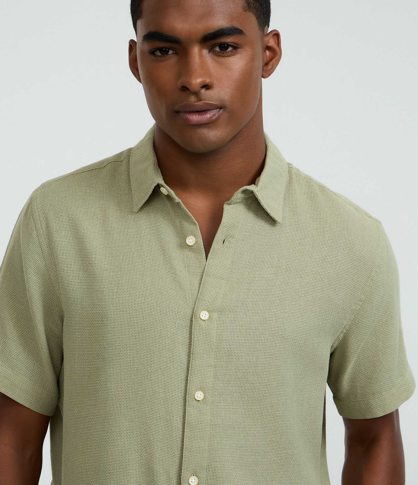 Camisa Comfort em Algodão com Textura Verde 4