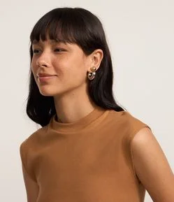 Blusa em Suedine com Ombro Caído