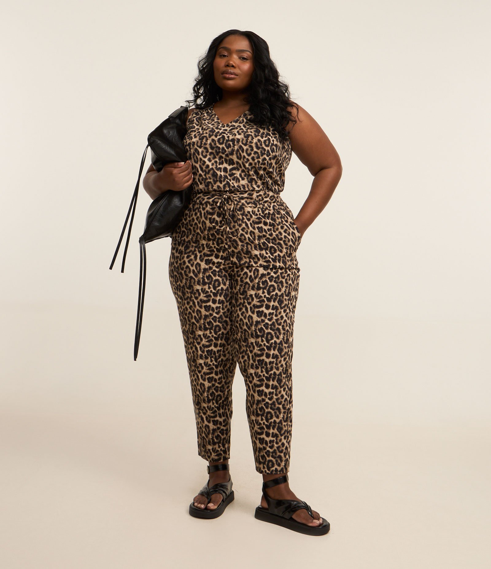 Blusa Sem Manga em Airflow com Animal Print Curve & Plus Size Marrom 2