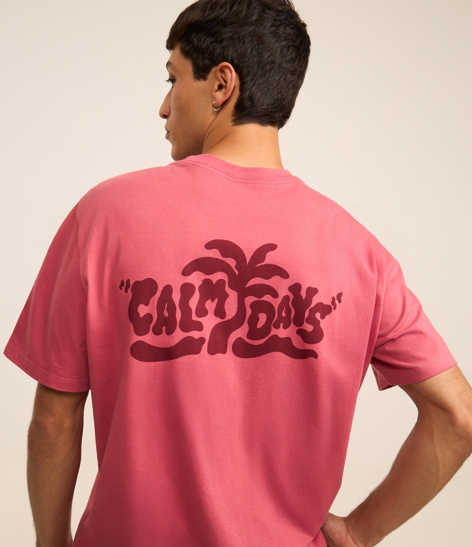 Camiseta Comfort em Algodão com Estampa Localizada "Calm Days" Rosa 3