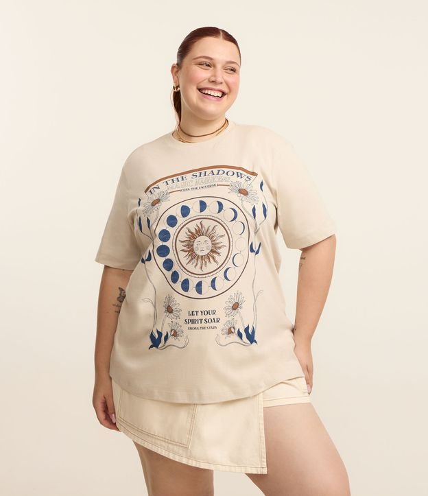 Blusa Alongada com Estampa Estações da Lua Curve & Plus Size