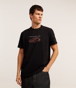 Camiseta Comfort em Algodão com Estampa de Carro  e Lettering