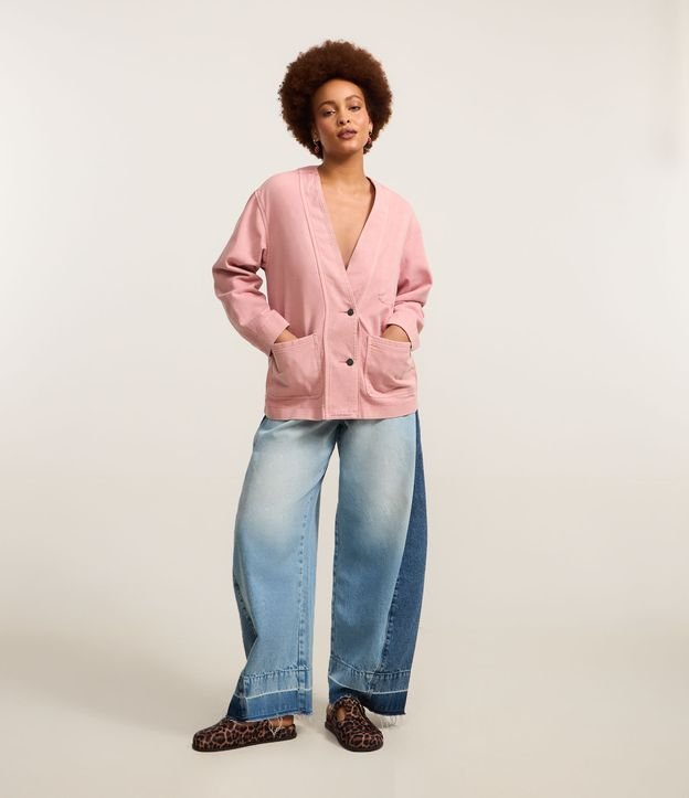 Blazer em Sarja com Abotoamento e Tingimento Cationizado