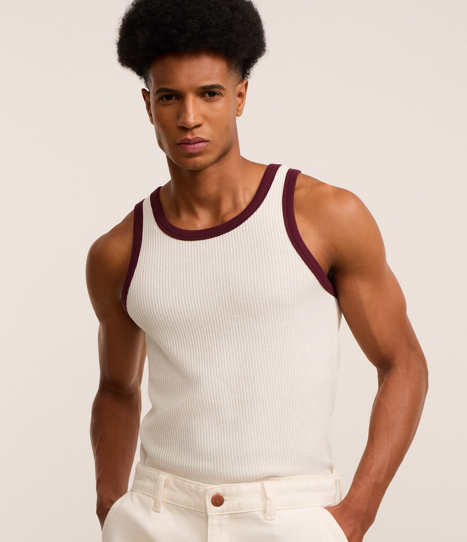 Regata Regular com Viés Contrastante e Texturizada 1