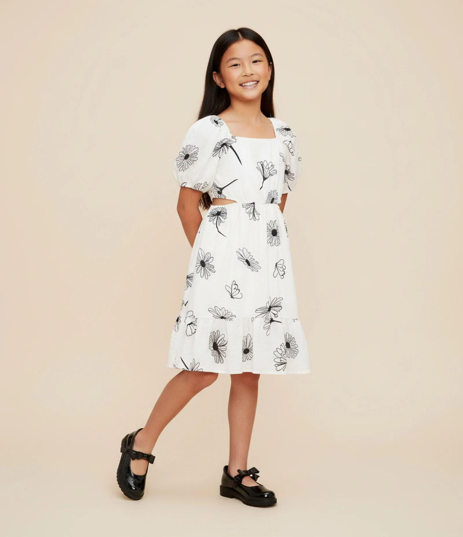Vestido Infantil com Cut Out e Estampa Floral - Tam 5 a 14 Anos Branco 1