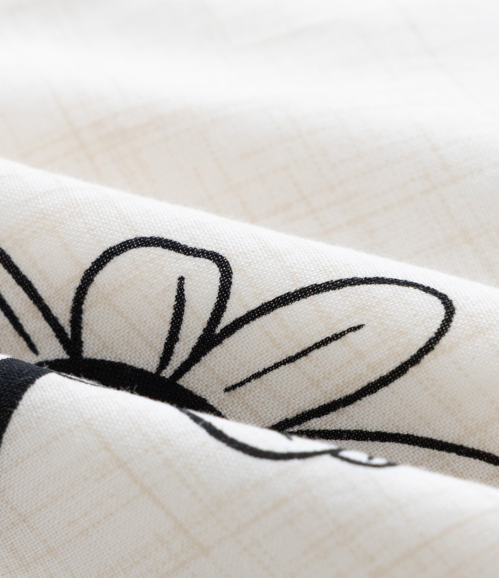 Vestido Infantil com Cut Out e Estampa Floral - Tam 5 a 14 Anos Branco 6