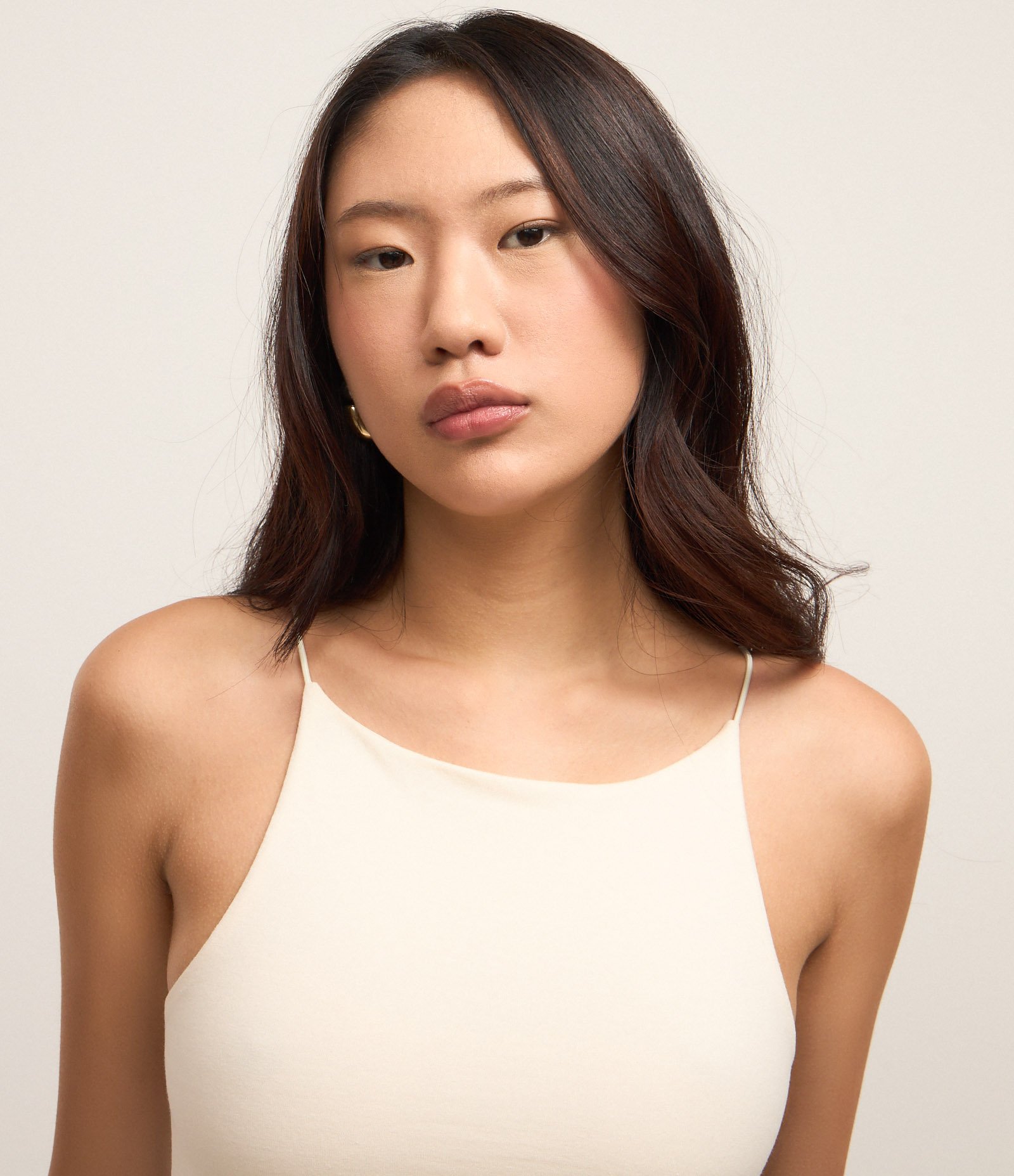 Blusa sem Manga com Decote Halter e Alça Elástico Bege 4