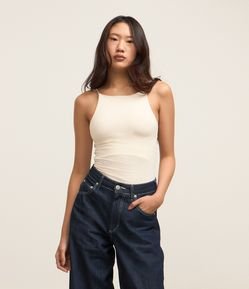 Blusa sem Manga com Decote Halter e Alça Elástico