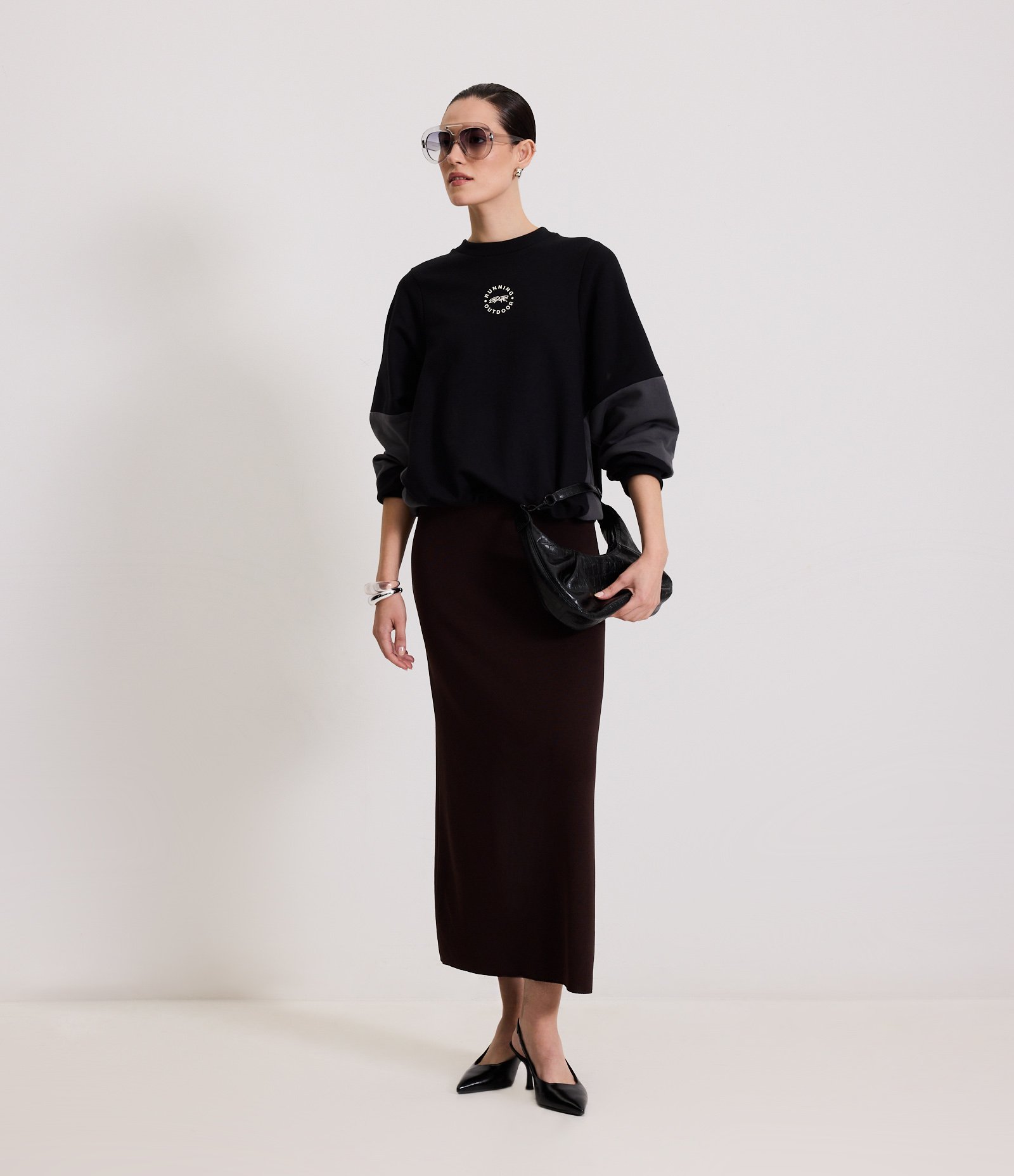 Moletom com Forro Fleece e Lettering com Recortes Running Culture Preto 3