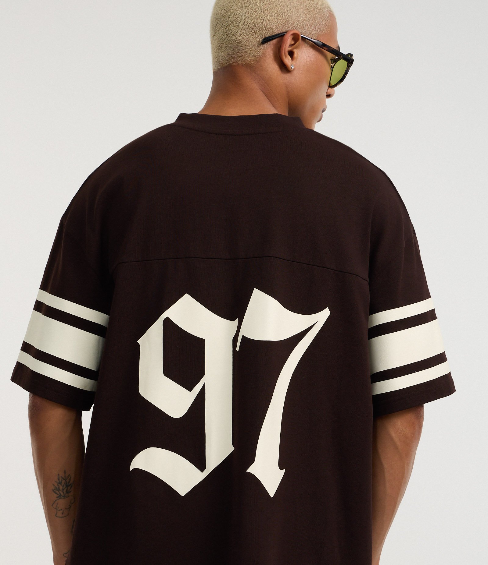 Camiseta Overboxy Sportcore Futebol Americano Marrom 3