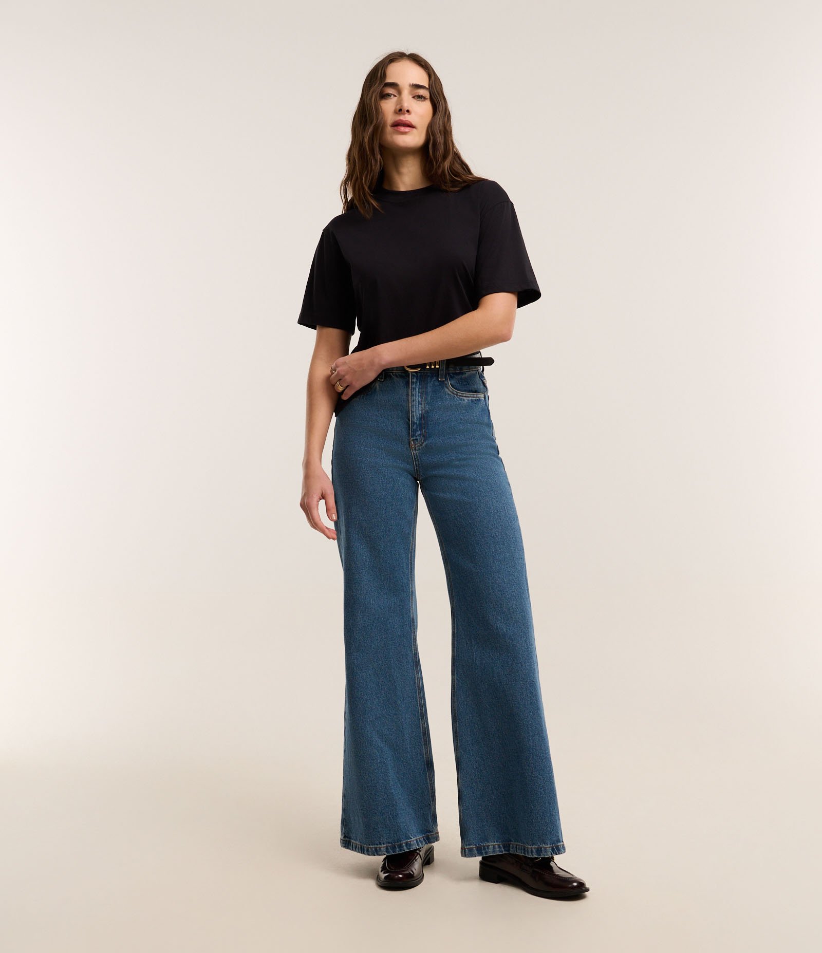 Camiseta em Algodão com Gola Redonda 2