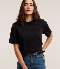 Camiseta em Algodão com Gola Redonda