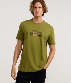 Camiseta Comfort em Algodão com Estampa de Moto e Lettering