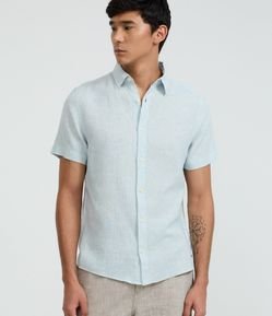 Camisa Regular em Linho com Abotoamento