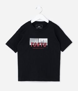Camiseta Infantil com Estampa Relevo Tokyo - Tam 5 a 14 Anos
