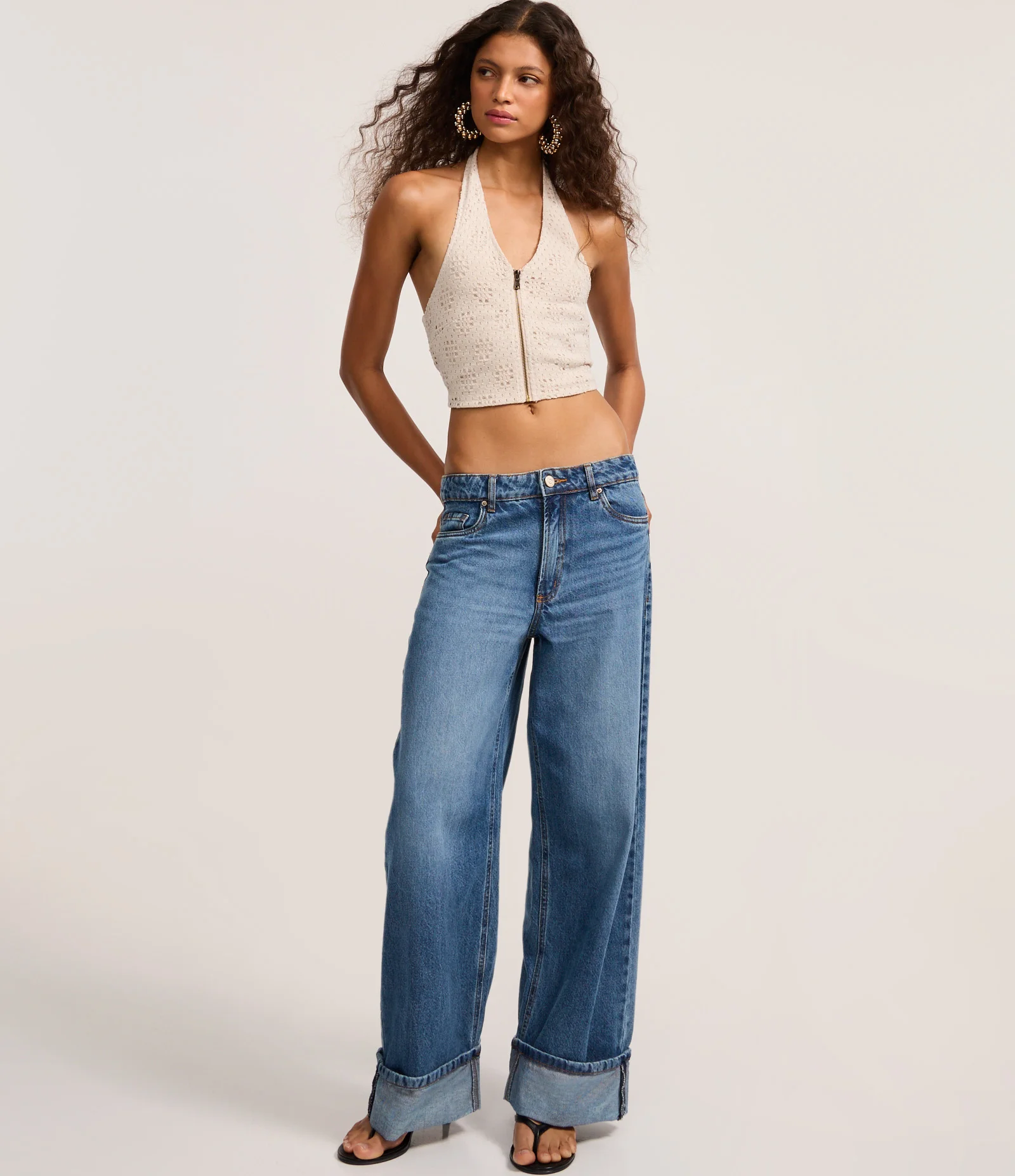 Blusa Texturizada Frente Única em Laise Bege 2