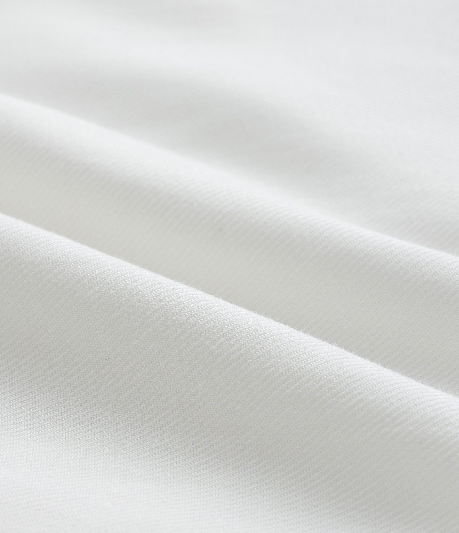 Blusa em Viscose com Amarração Frontal e Babados Curve & Plus Size Branco 7