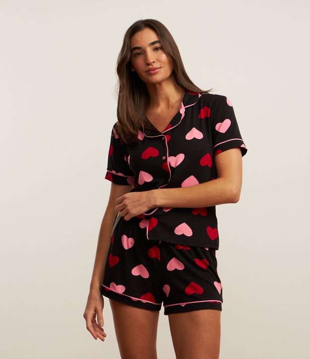 Pijama Americano Short Doll em Viscose com Estampa de Corações