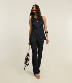 Calça Bootcut em Jeans Raw com Cintura Alta