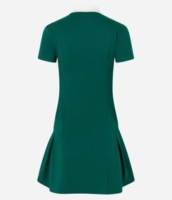 Vestido Curto Sportcore em Ribana com Gola Polo Contrastante