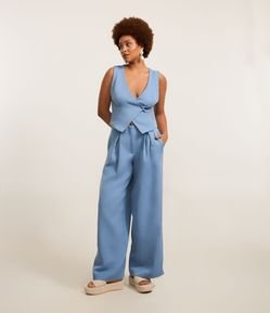 Calça Reta com Cintura Baixa em Alfaiataria