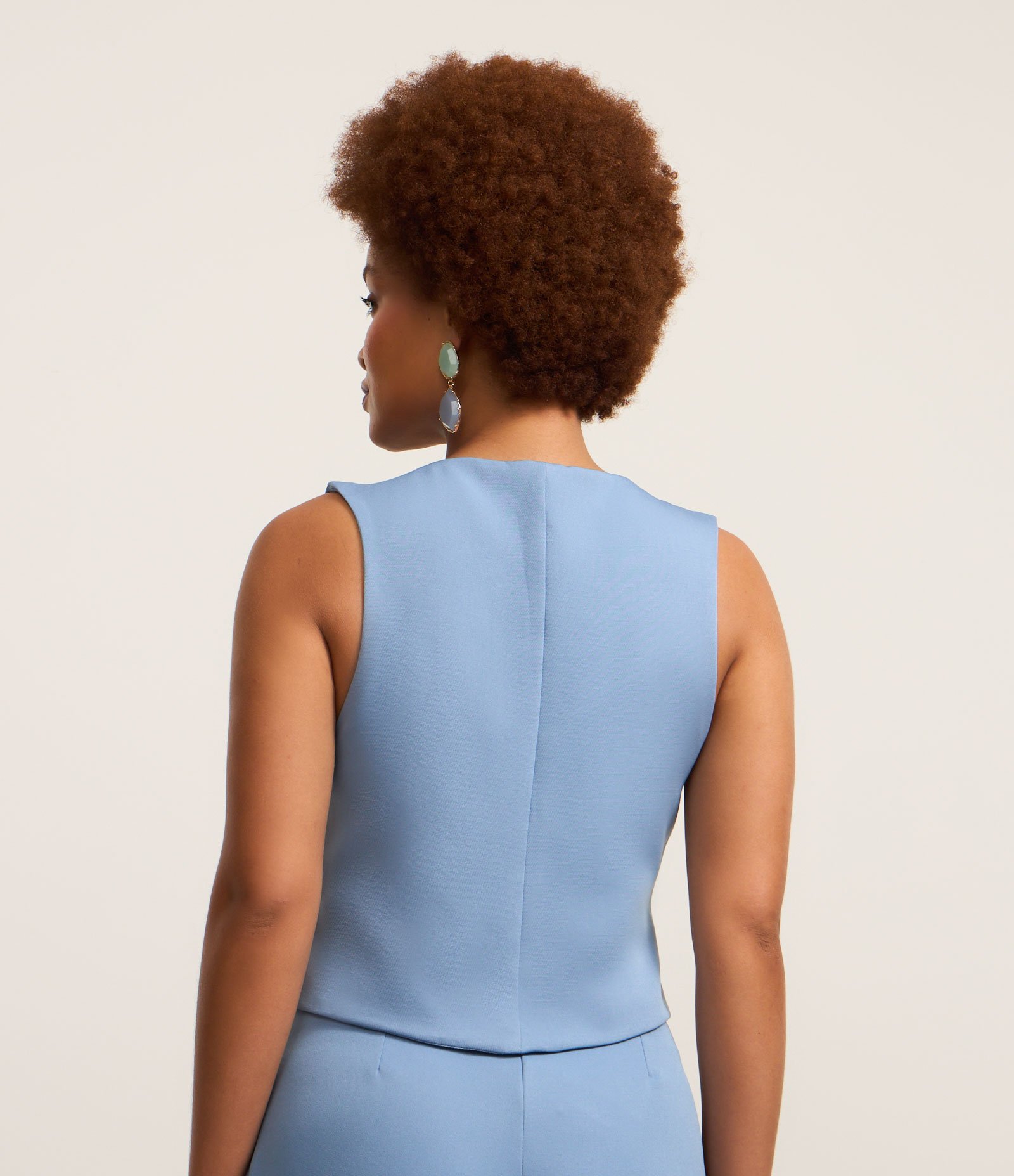 Colete Curto em Alfaiataria com Fechamento Sobreposto Azul 3