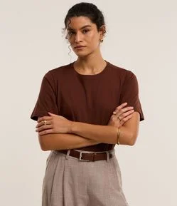 Camiseta Básica em Cotton com Gola Redonda