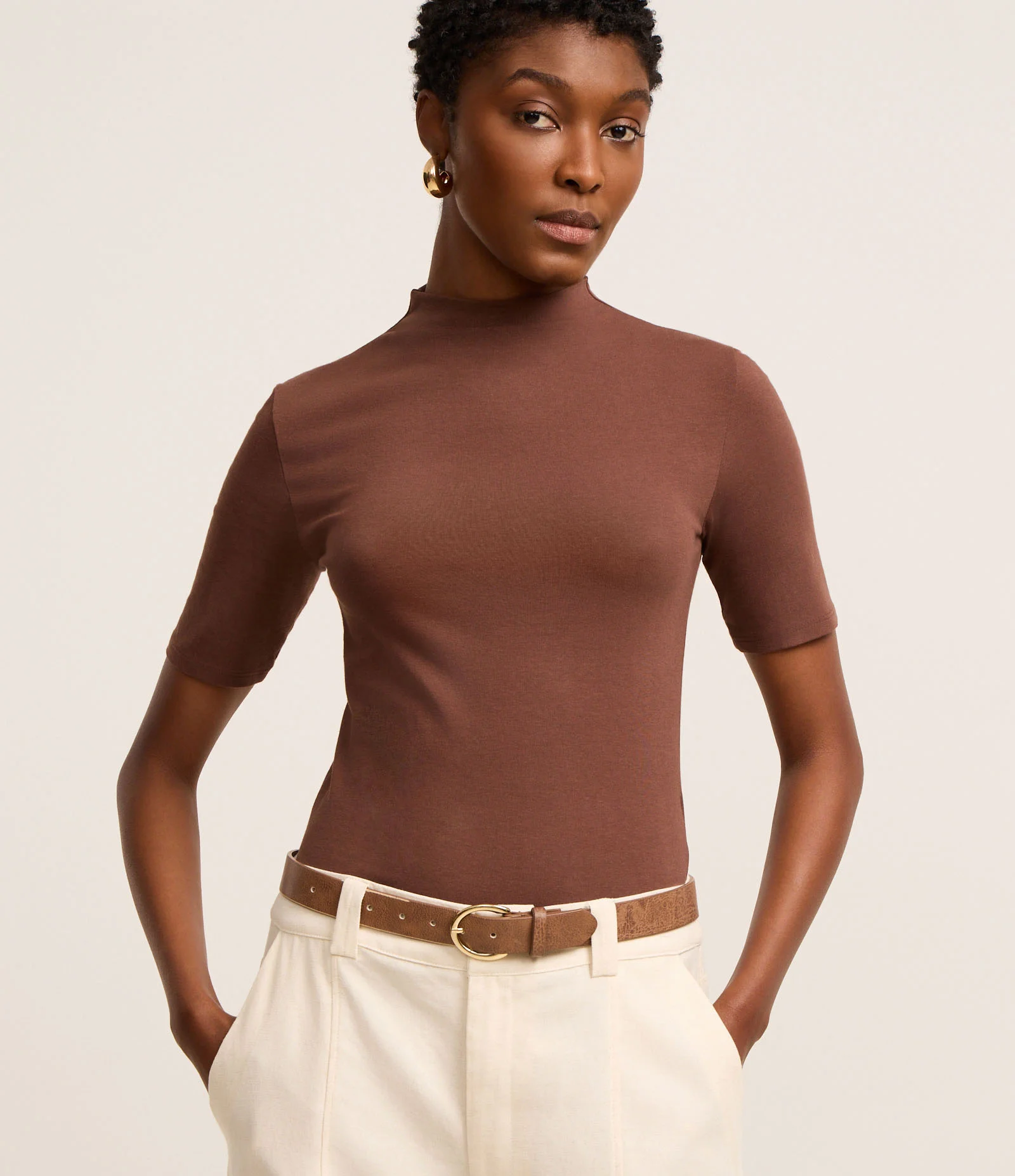 Blusa Básica Ajustada em Algodão com Golinha alta Marrom 2