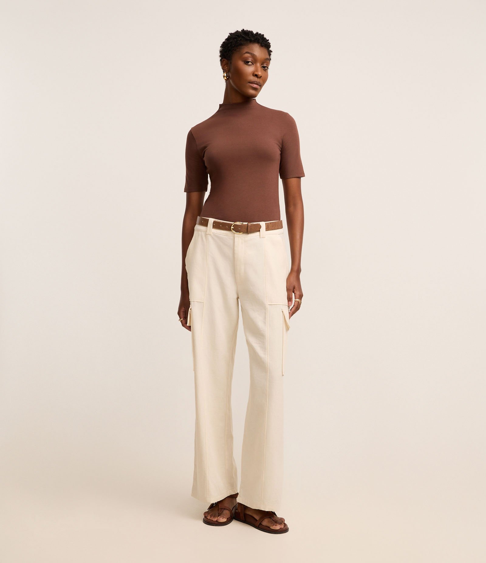 Blusa Básica Ajustada em Algodão com Golinha alta Marrom 3