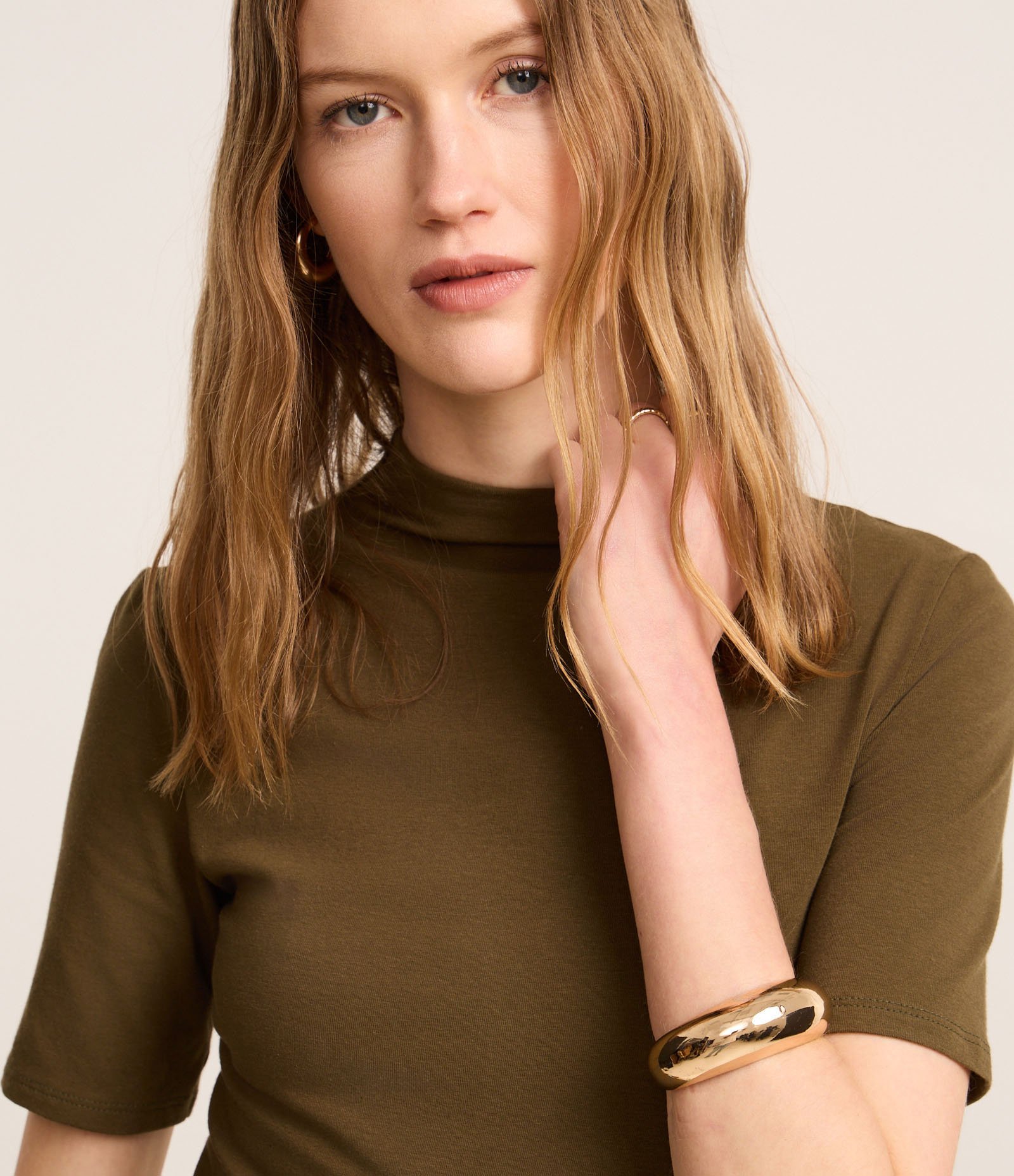 Blusa Básica Ajustada em Algodão com Golinha alta Verde 4