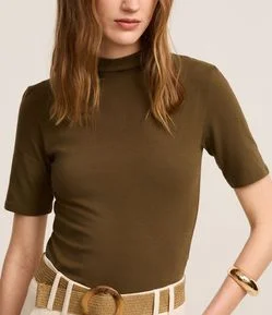 Blusa Básica Ajustada em Algodão com Golinha alta