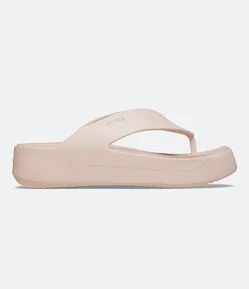 Chinelo Crocs com Tira Larga